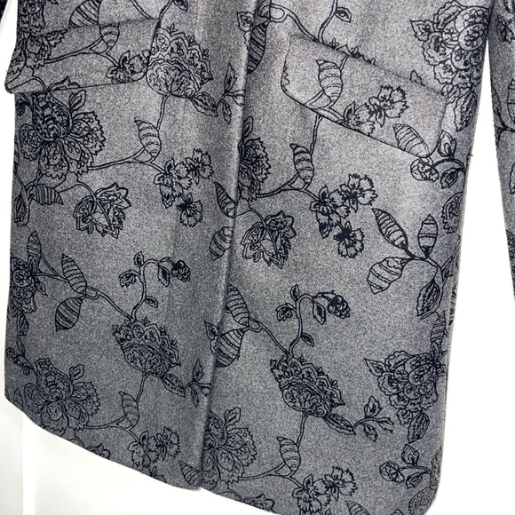 Women Gray Floral Faux Wool Coat - Picture 3 of 11